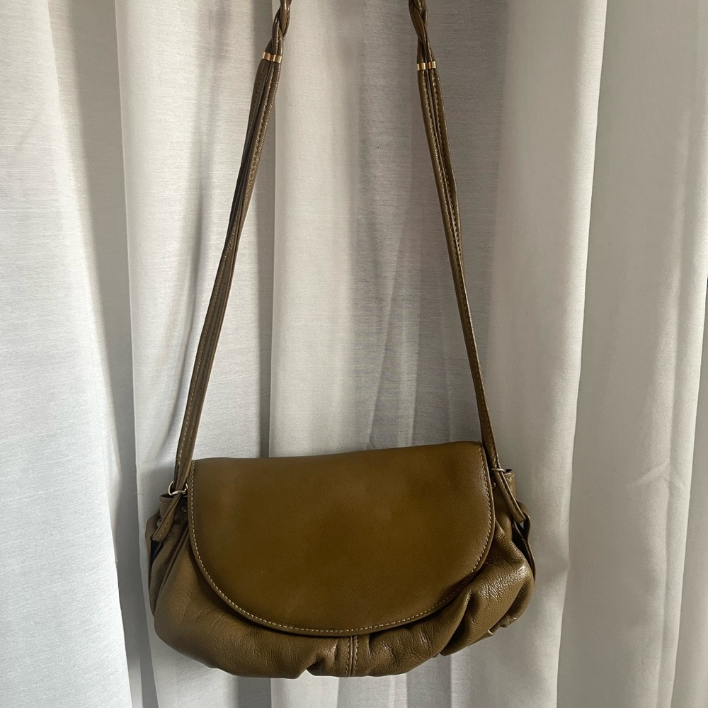Tan Butter Soft Leather Shoulder Bag - Picture 5 of 17